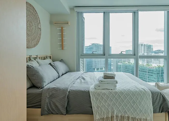 Apartment Celeste Serenity 2br Uptown Parksuits Bgc With Dryer *