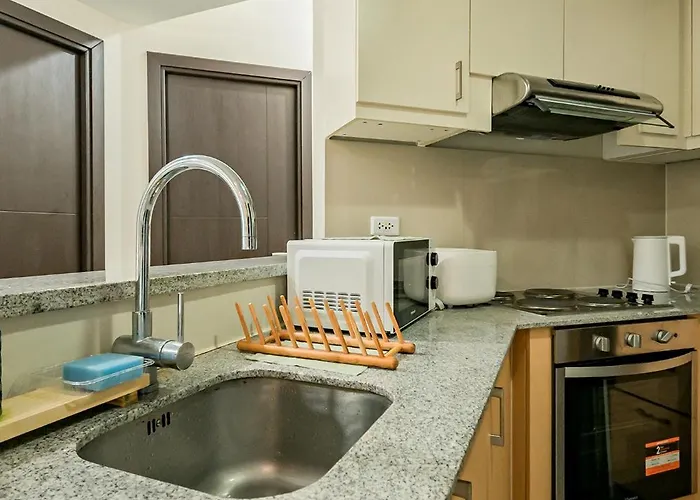 Apartment Celeste Serenity 2br Uptown Parksuits Bgc With Dryer