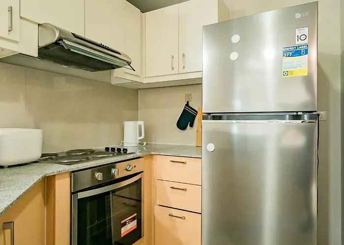 Celeste Serenity 2br Uptown Parksuits Bgc With Dryer *